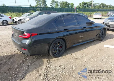 2021 BMW M550I xDrive z USA, uszkodzony, nr VIN WBA13BK08MCH00227